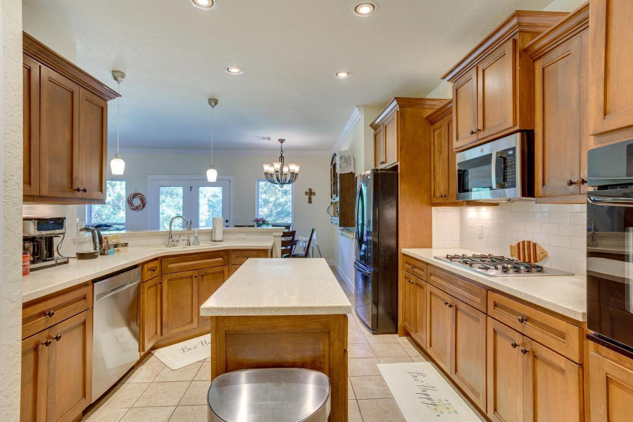Quaint Noble Home 6 Mi To University Of Oklahoma! نورمان المظهر الخارجي الصورة