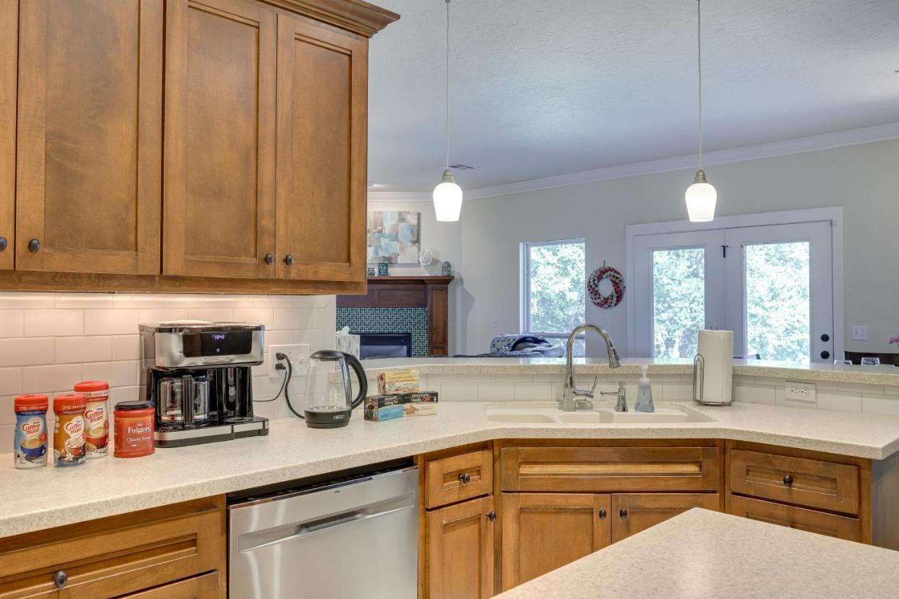 Quaint Noble Home 6 Mi To University Of Oklahoma! نورمان المظهر الخارجي الصورة